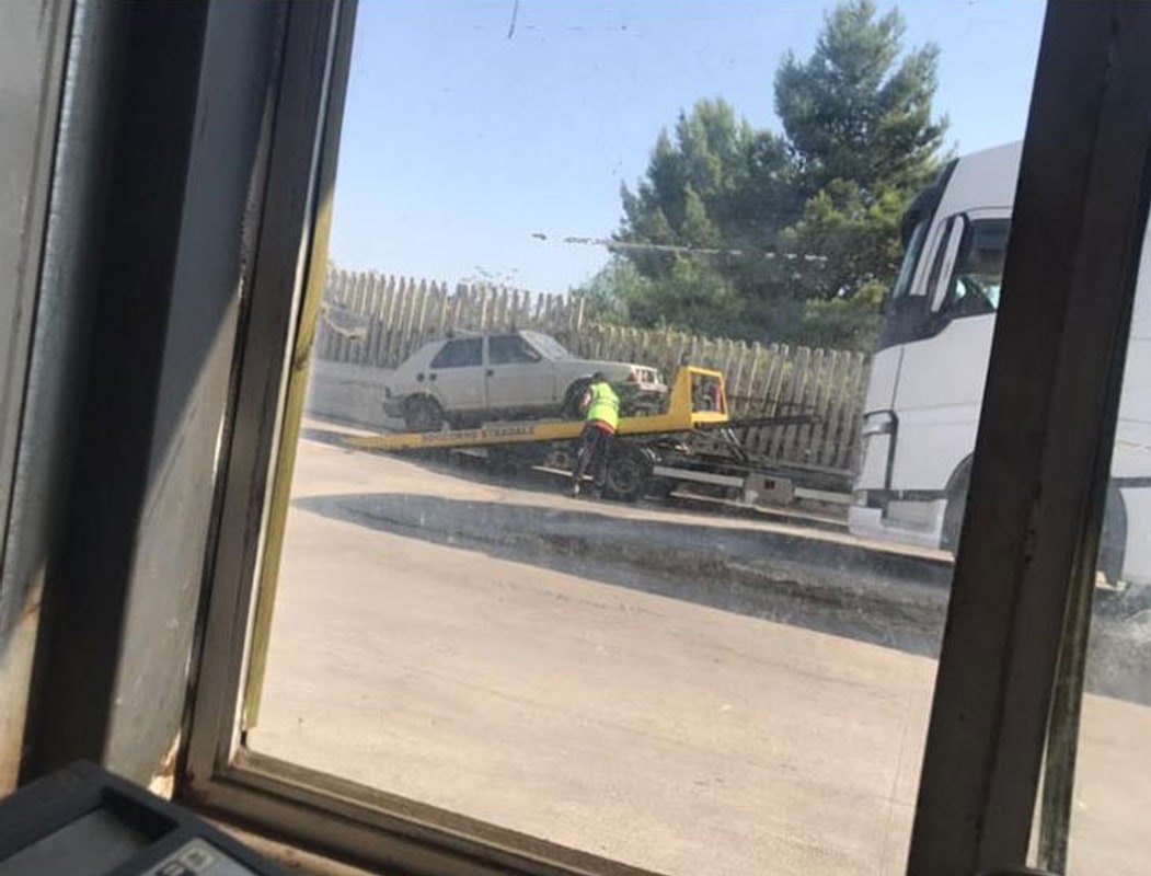 Il piazzale visto dagli uffici