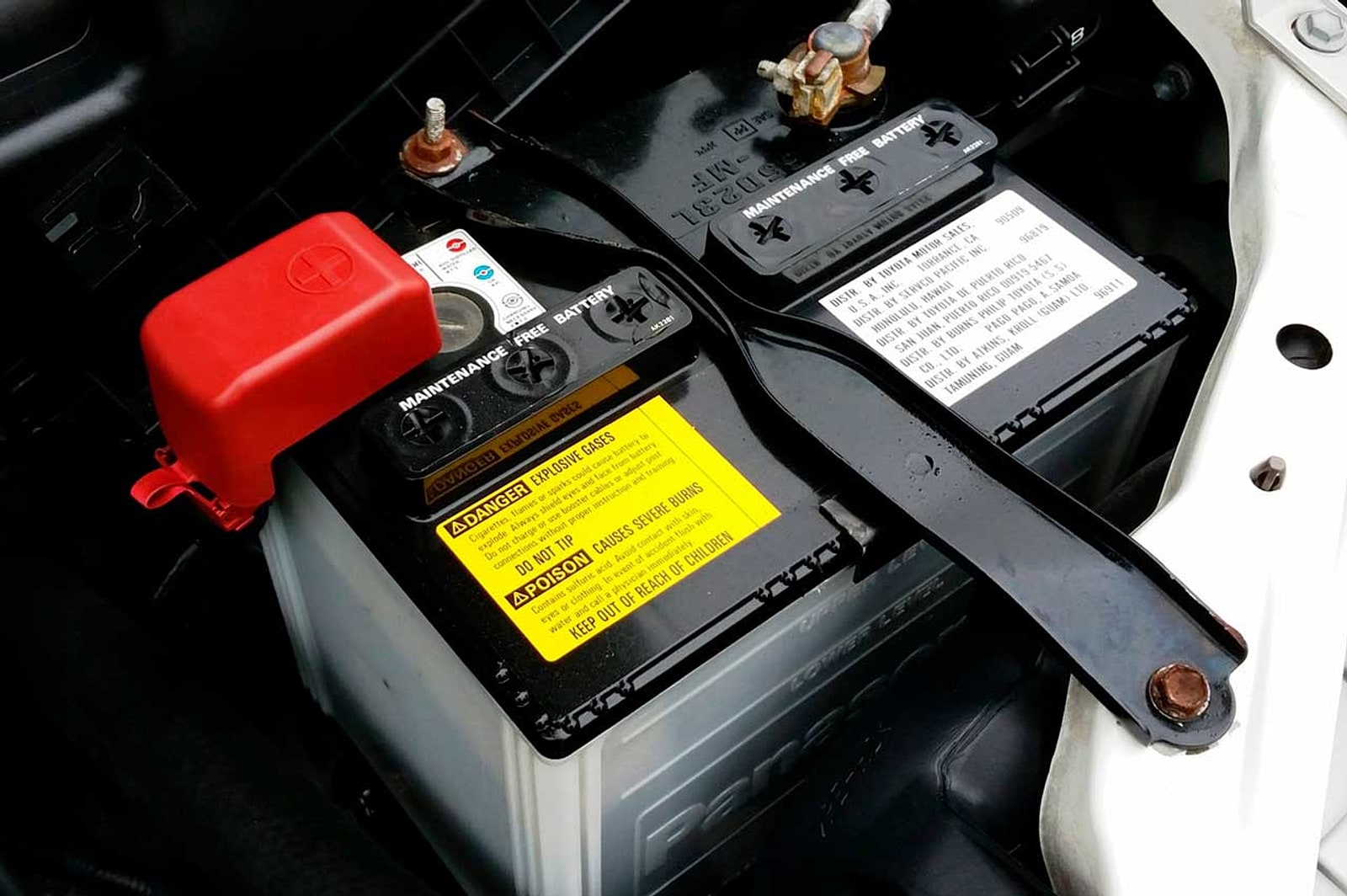 Batteria di un autoveicolo pronta per il recupero
