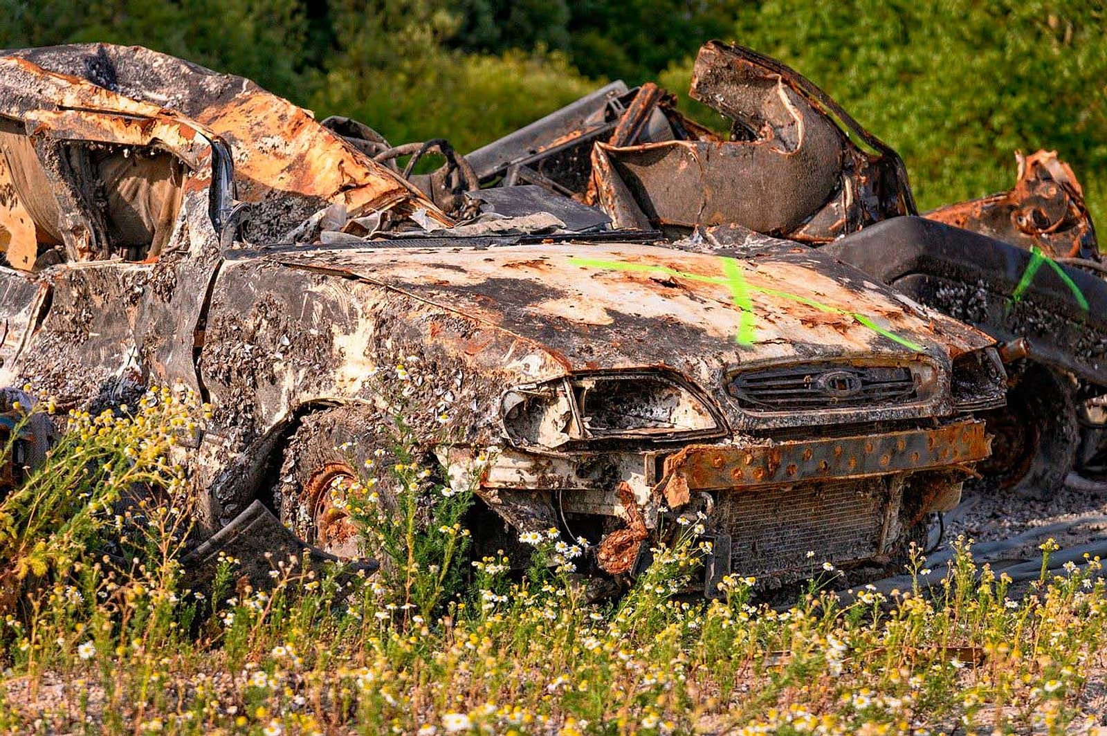 Carcassa di un veicolo in attesa di demolizione